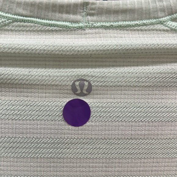 (2019)  🍋 LULULEMON RUN: Swiftly Tech Long Sleeve Crew Sz 6 *GUC - Picture 8 of 9